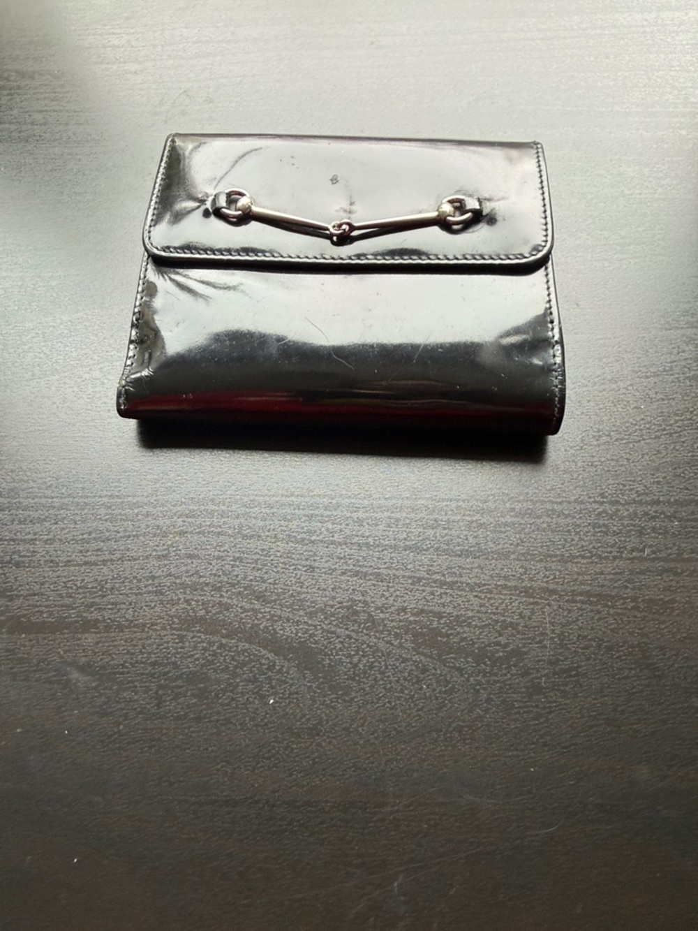 Gucci Black Patent Leather Bifold Wallet with Horsebit Detail - Picture 4 of 14